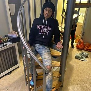 Meet your Posher, Zakye